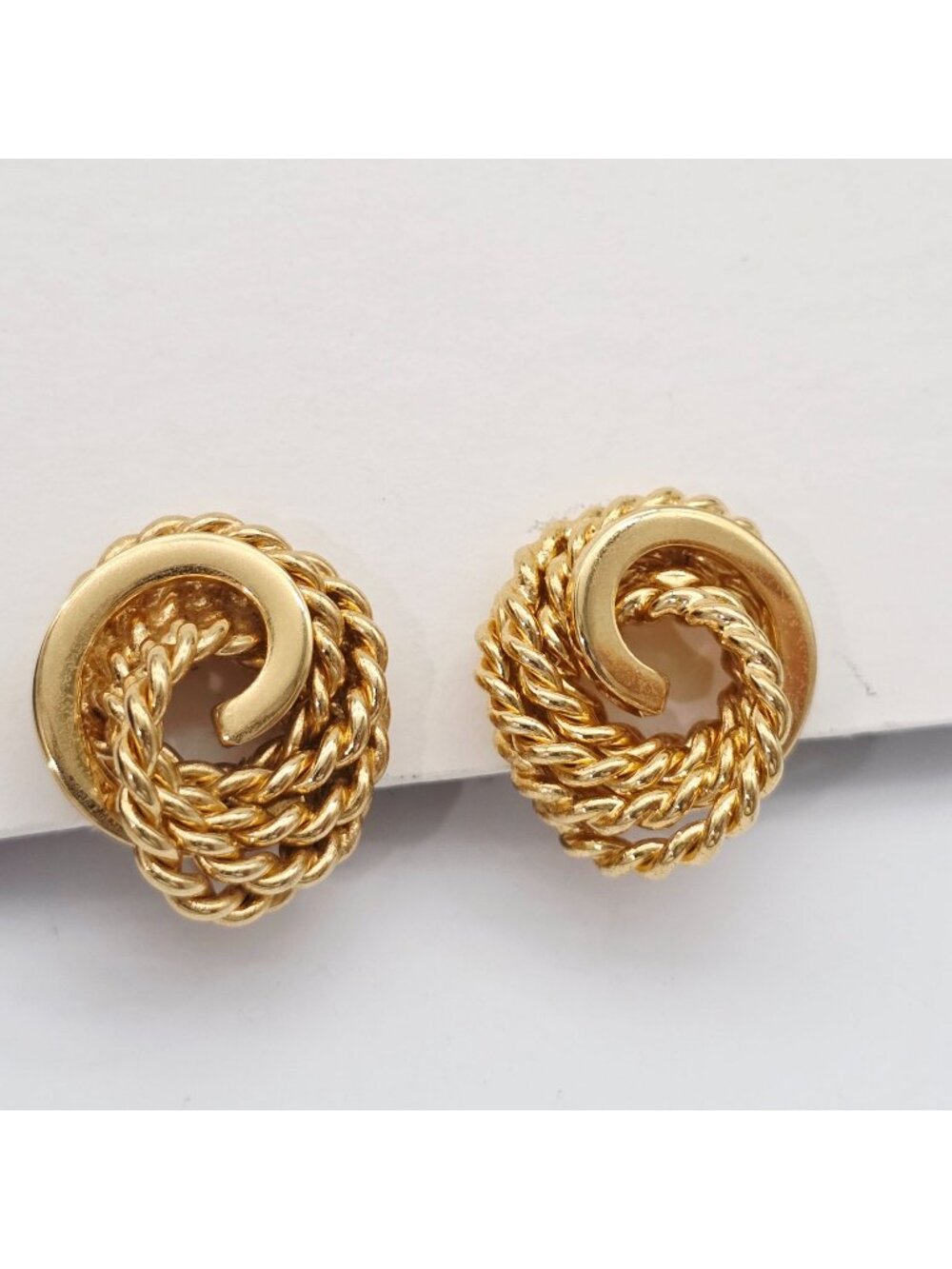 Vintage Monet Gold-Tone Rope Knot Clip-On Earrings 1"